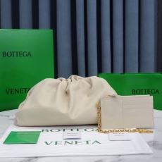 Bottega Veneta Pouch Clutch Bags